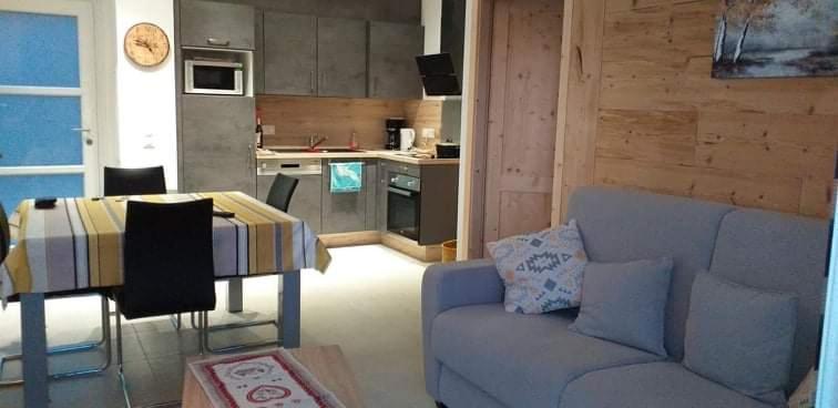 Les Balcons La Haie Des Grisselles Gerardmer Luaran gambar